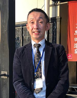 大髙徹